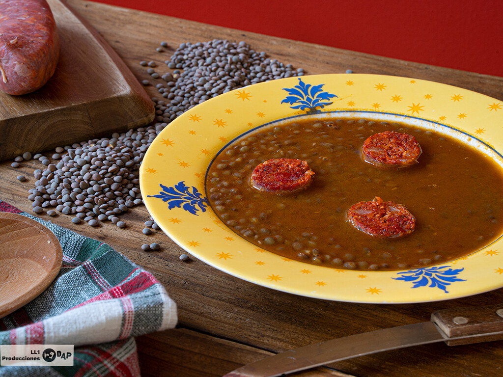 Lentejas con chorizo en Thermomix, receta fácil del más tradicional guiso de legumbres